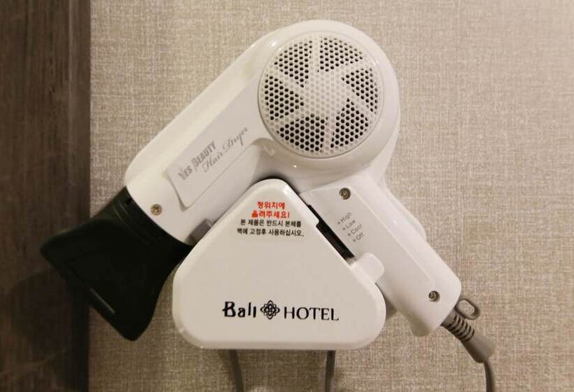 מוטל Indeokwon Bali