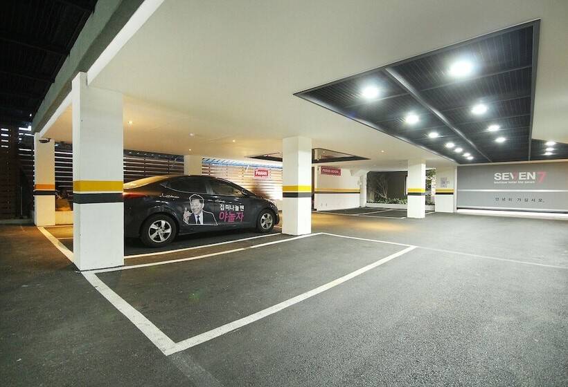 فندق على الطريق Jinju Hotel Seven