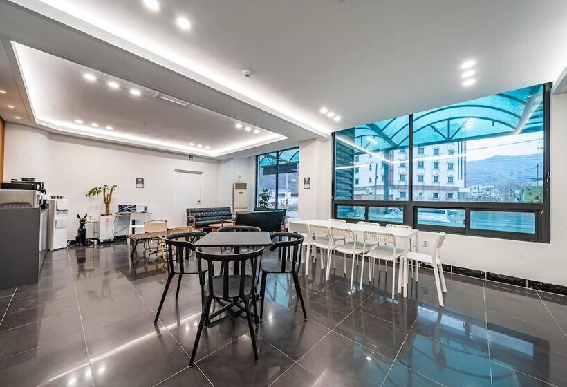 汽车旅馆  Mungyeong Oncheon