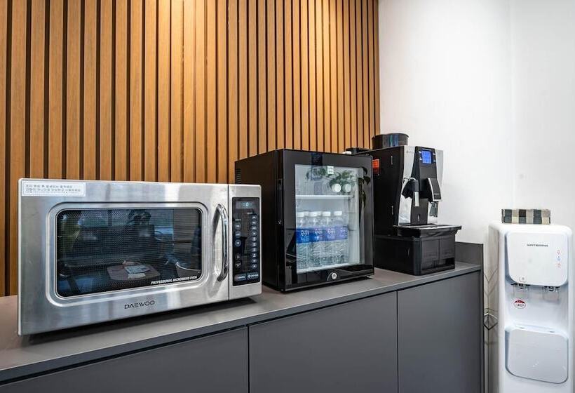 汽车旅馆  Mungyeong Oncheon