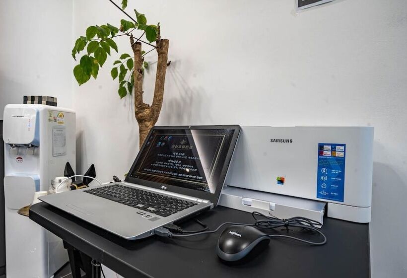 汽车旅馆  Mungyeong Oncheon