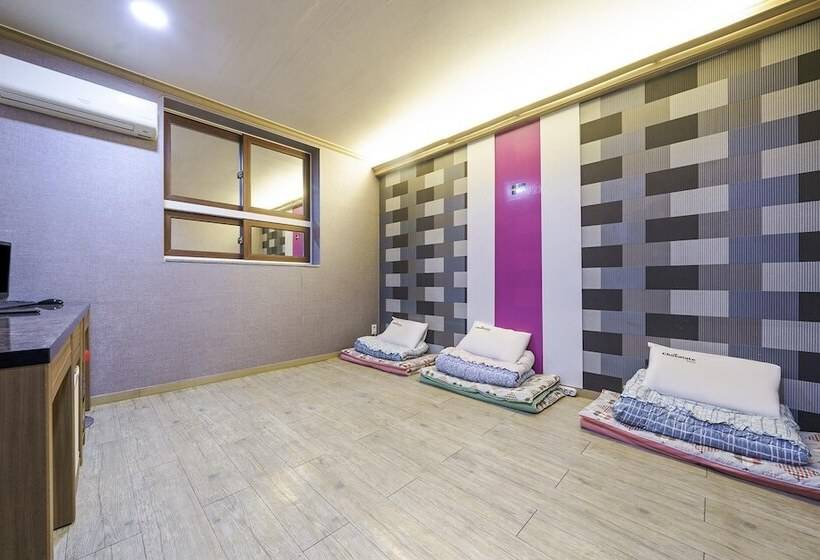 מוטל Namwon Chocolate