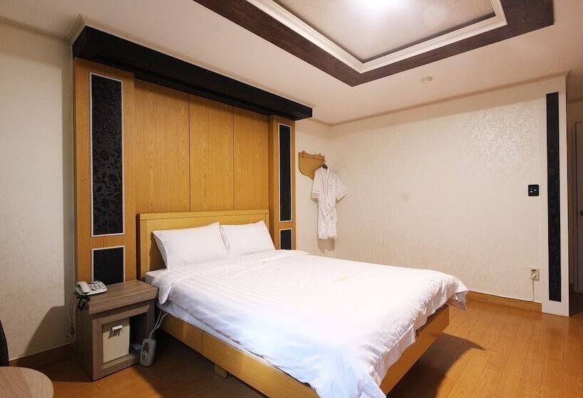 모텔 Namwon Hong Kong