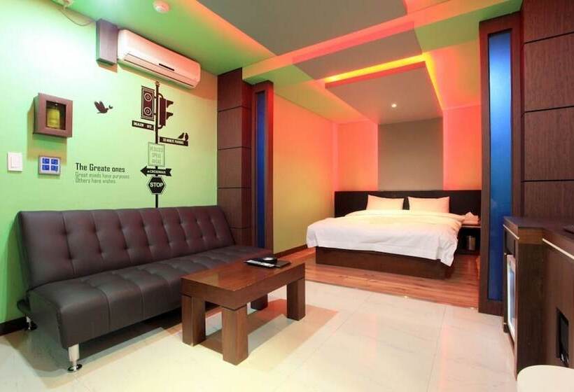 汽车旅馆  Namyangju Blue Moon