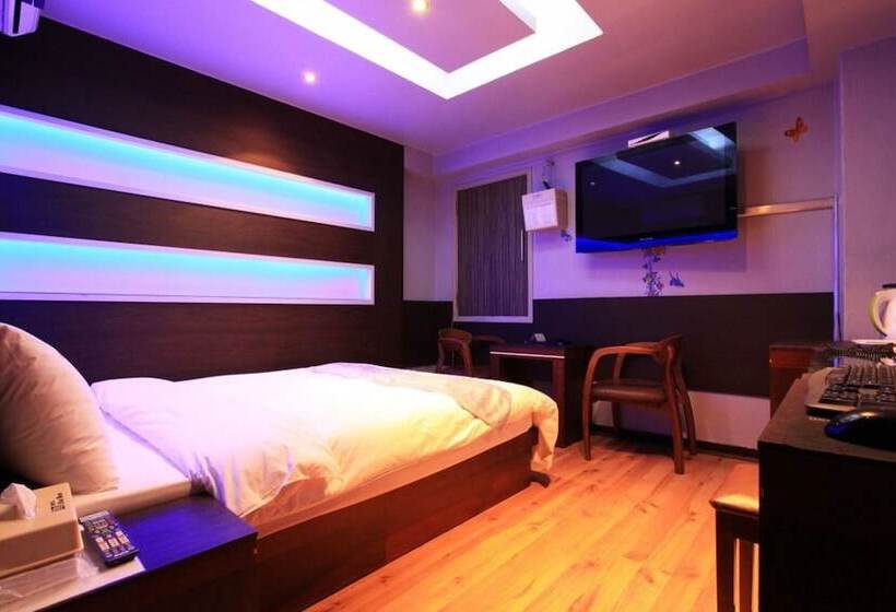 汽车旅馆  Namyangju Blue Moon