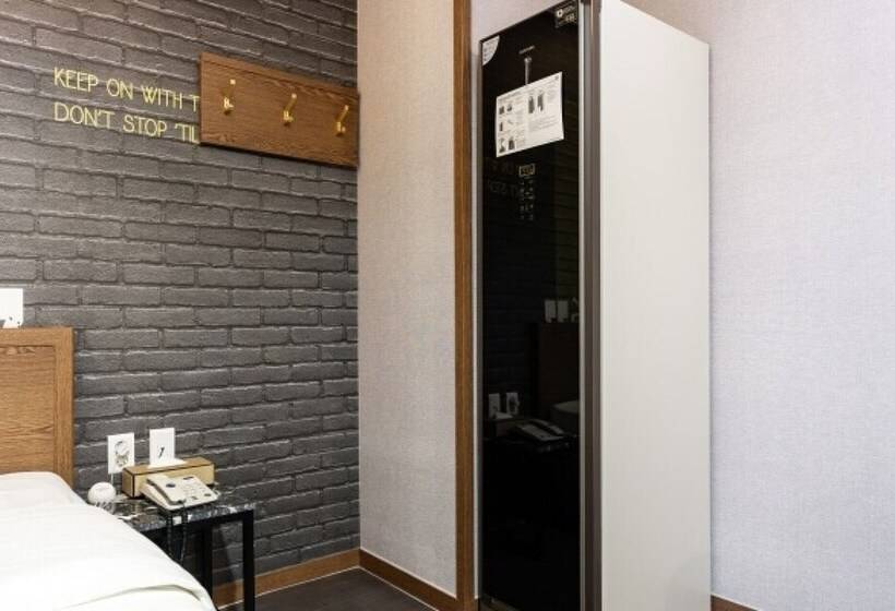 汽车旅馆  Namyangju Praha