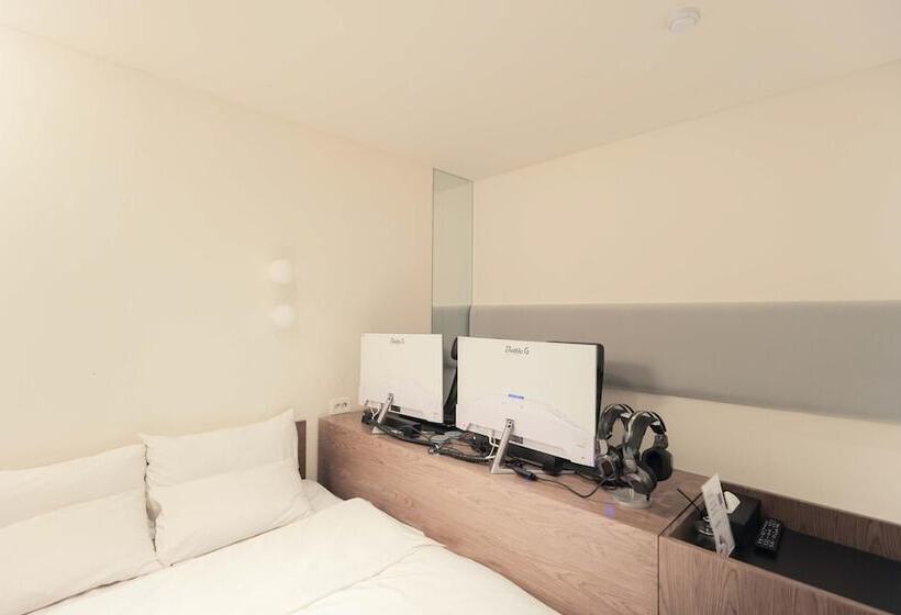 מוטל Osan The Rest