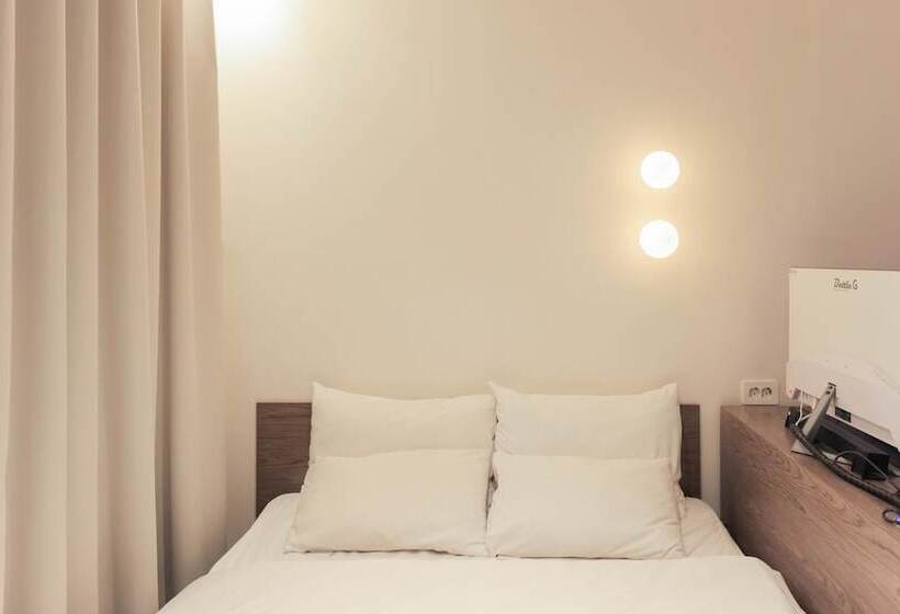 מוטל Osan The Rest