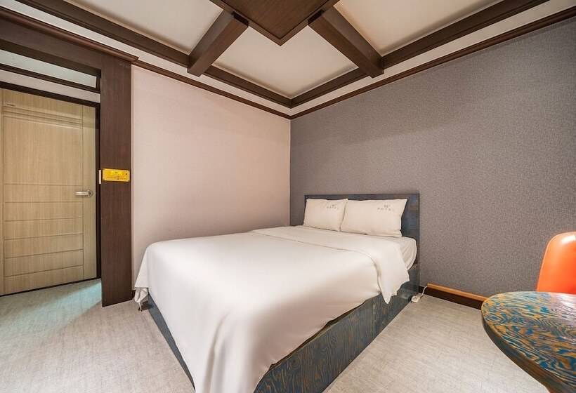 מוטל Osan The Rest