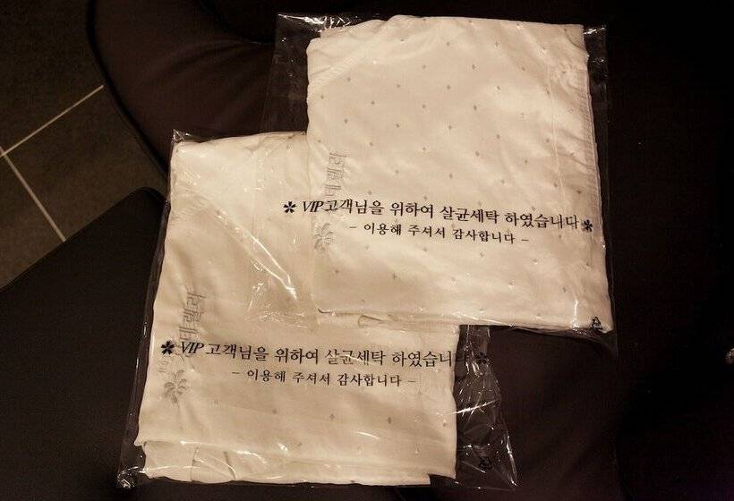 汽车旅馆  Paju Cinderella