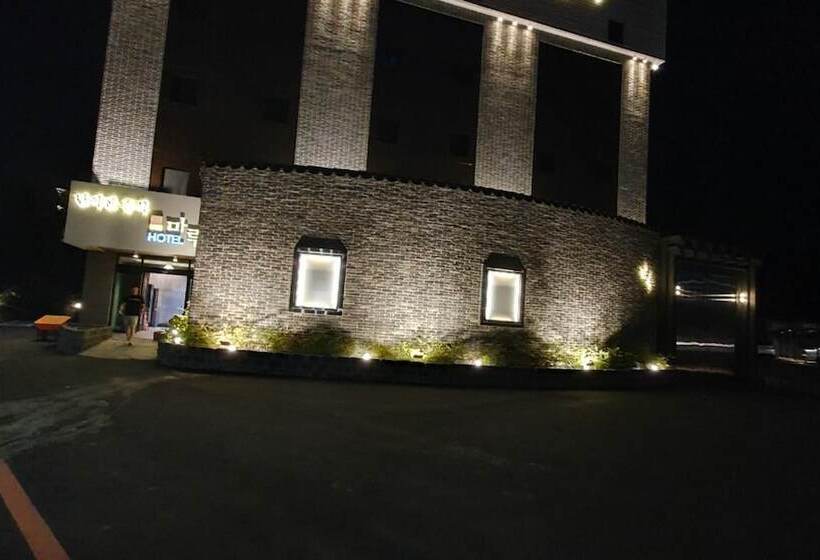 モーテル Pocheon Maru