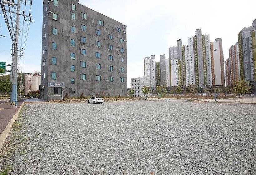 فندق على الطريق Seosan Modern