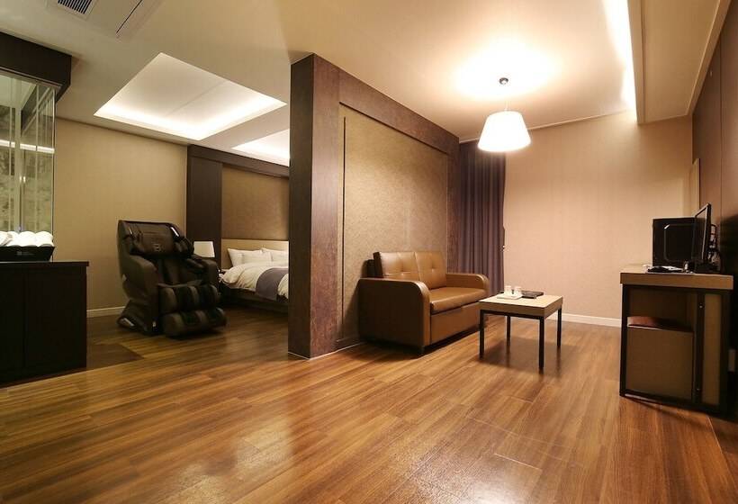 فندق على الطريق Seosan Modern