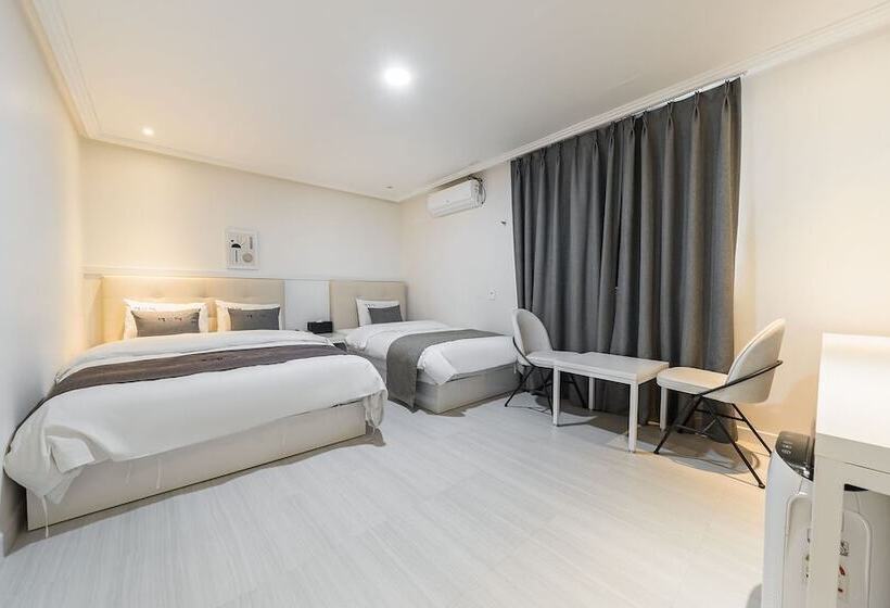 モーテル Sokcho Neukkim