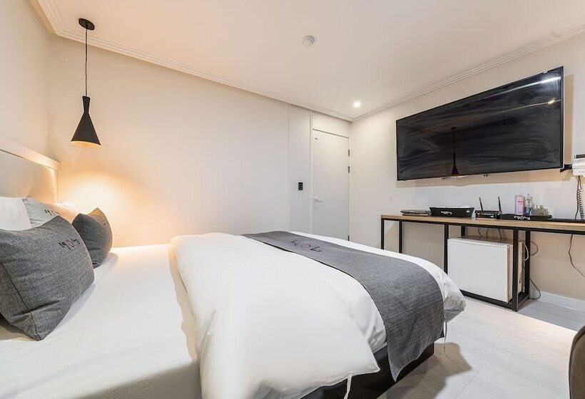 モーテル Sokcho Neukkim