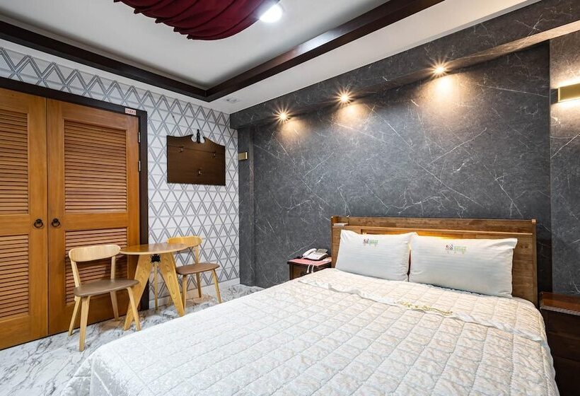 Мотель Suncheon Feel