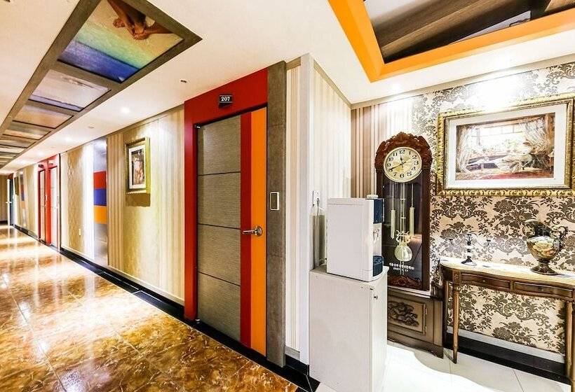 Motel Taean Lux Pensiontel