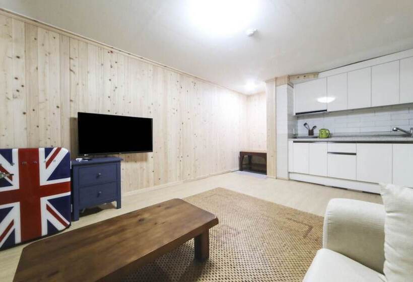 Motel Taean New World