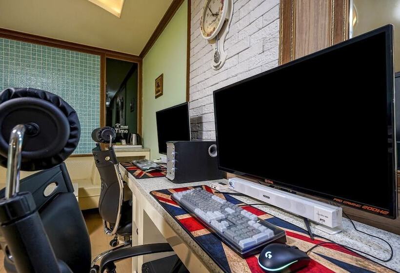 모텔 Ulsan Junggu Time