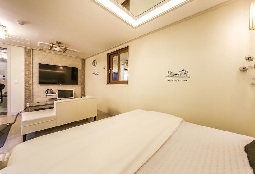 모텔 Ulsan Junggu Time