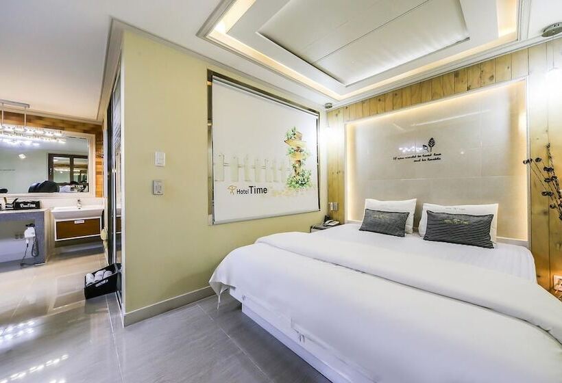 모텔 Ulsan Junggu Time