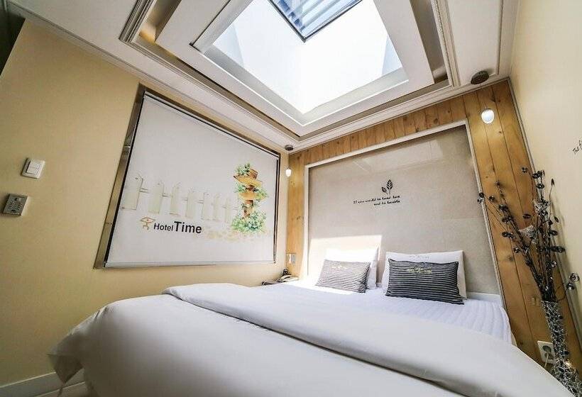 모텔 Ulsan Junggu Time