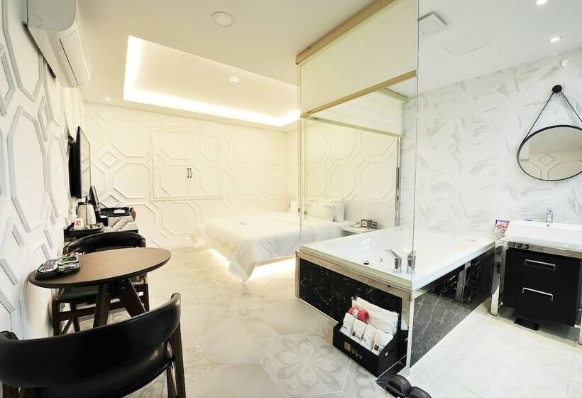 모텔 Ulsan Samsan Ytt