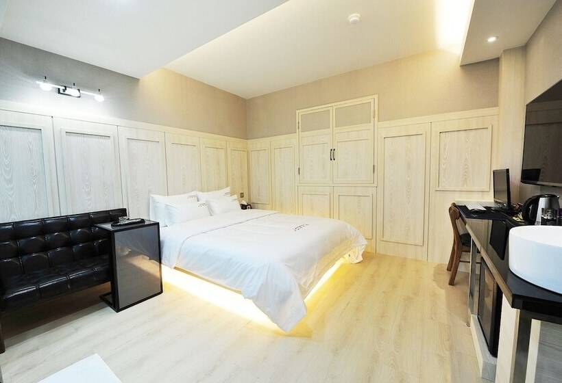 모텔 Ulsan Samsan Ytt