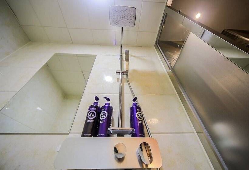 모텔 Ulsan Samsan Ytt