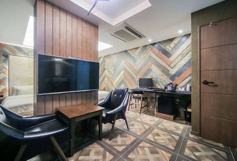 모텔 Ulsan Samsan Ytt