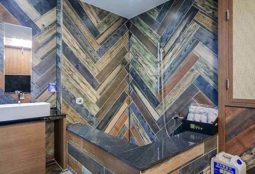 모텔 Ulsan Samsan Ytt