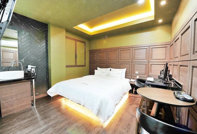 모텔 Ulsan Samsan Ytt