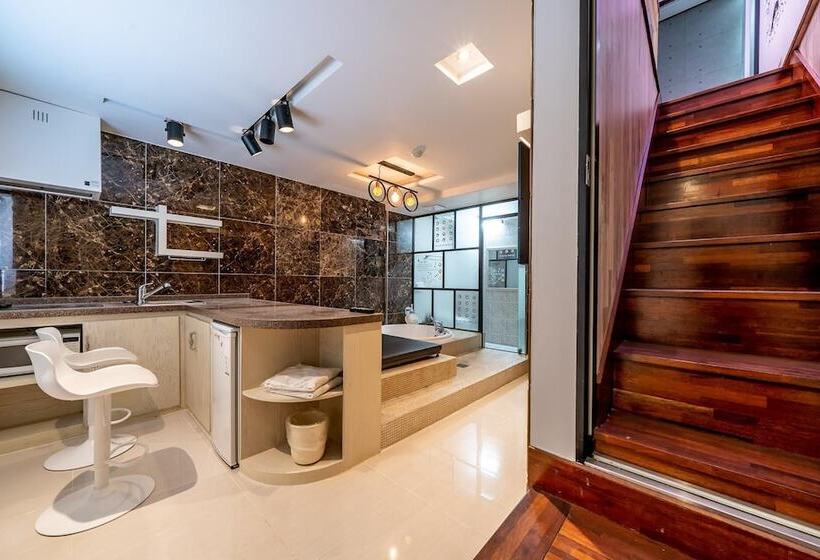 فندق على الطريق Ulsan Youngnam Alps G7