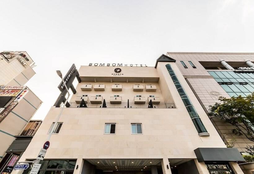 מוטל Wonju Hotel Bombom