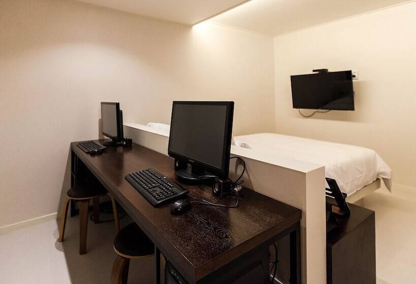 فندق على الطريق Daegu Dongseongro Yaja Daegu Seomun Market Branch