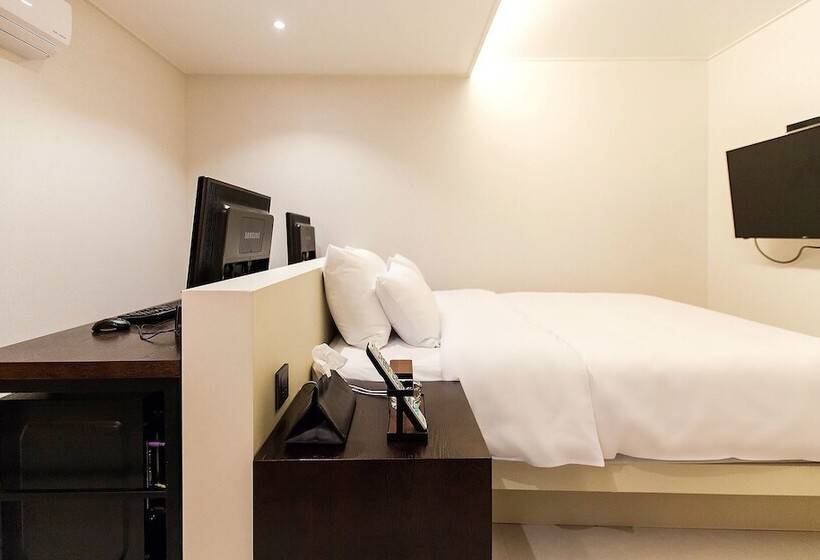 فندق على الطريق Daegu Dongseongro Yaja Daegu Seomun Market Branch