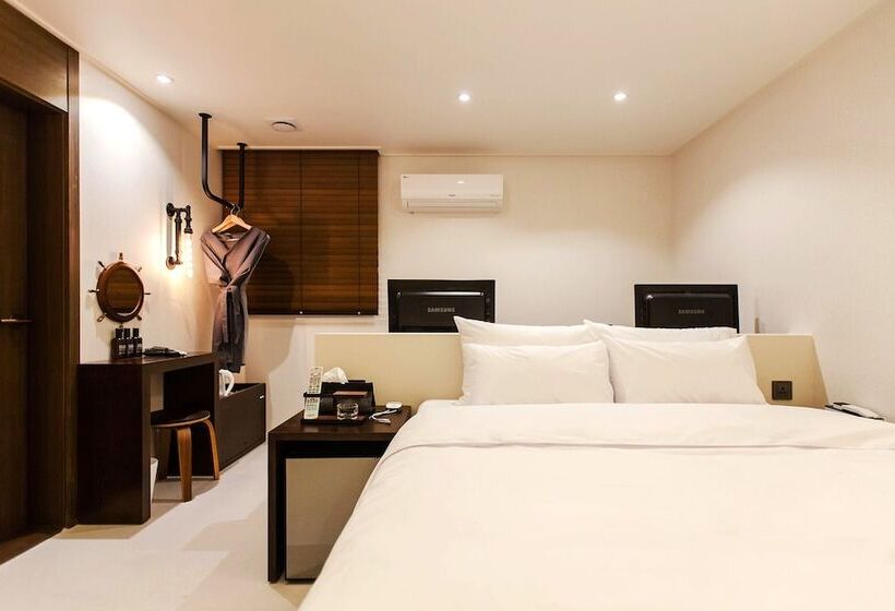 فندق على الطريق Daegu Dongseongro Yaja Daegu Seomun Market Branch