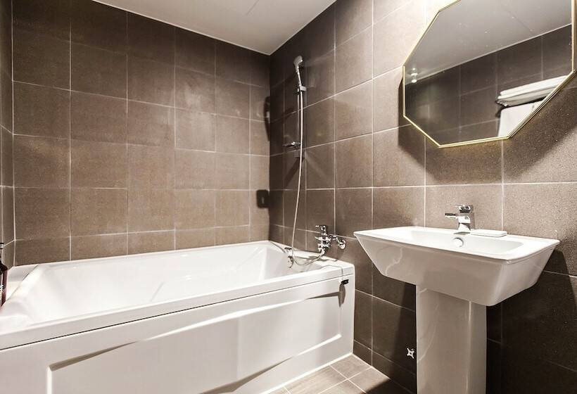 فندق على الطريق Daegu Dongseongro Yaja Daegu Seomun Market Branch