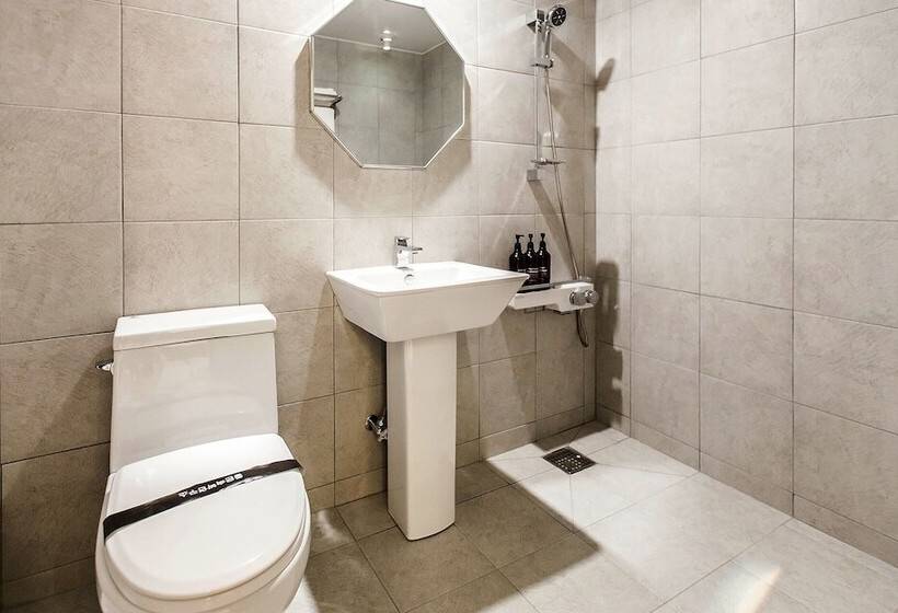 فندق على الطريق Daegu Dongseongro Yaja Daegu Seomun Market Branch