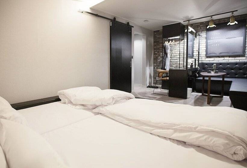 فندق على الطريق Daegu Dongseongro Yaja Daegu Seomun Market Branch