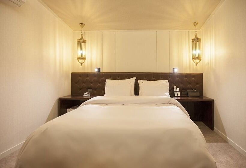 فندق على الطريق Daegu Dongseongro Yaja Daegu Seomun Market Branch