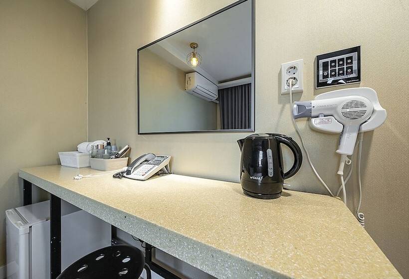 מוטל Yangpyeong River House