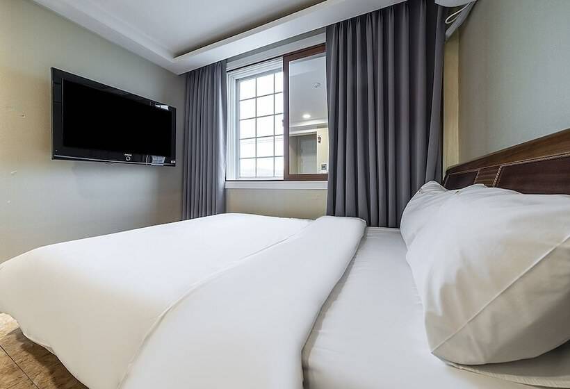 מוטל Yangpyeong River House