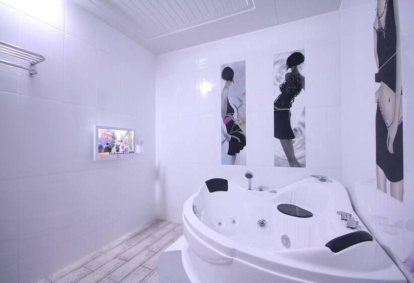 فندق على الطريق Yangsan Deokgye Show