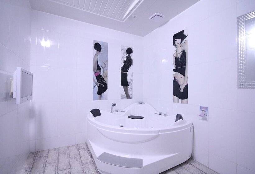 فندق على الطريق Yangsan Deokgye Show