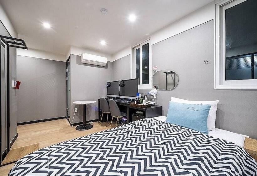 모텔 Yangsan Nambudong Jjak