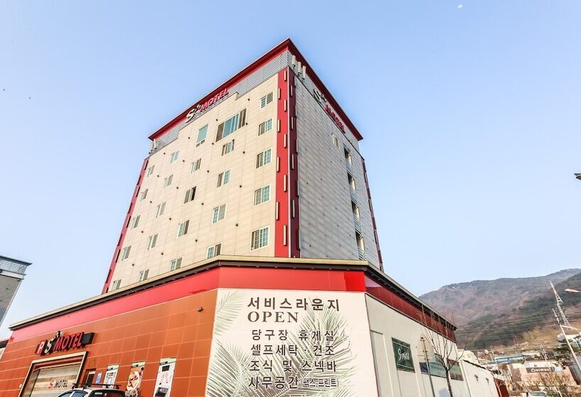 모텔 Yangsan Seoksan Denbasta