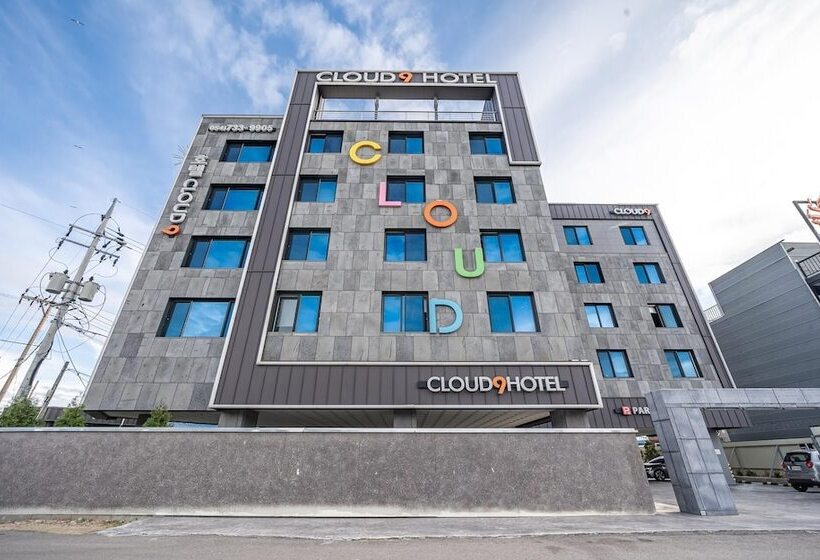 Мотель Yeongdeok Gangguhang Cloud