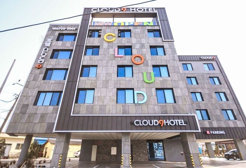 汽车旅馆  Yeongdeok Gangguhang Cloud