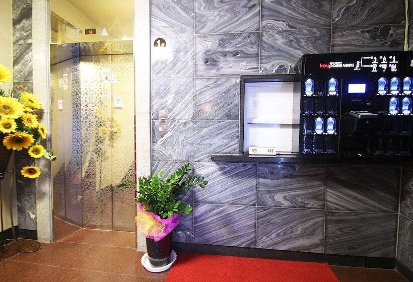 מוטל Yeongdeok View